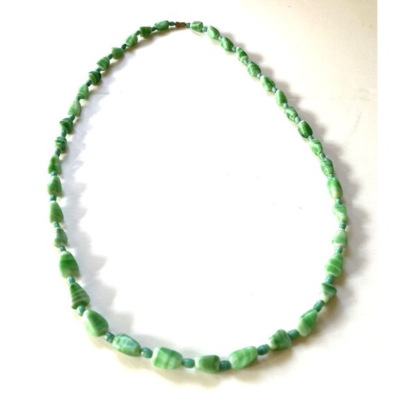 Vintage Jewelry - Vintage Green Glass Bead Necklace Swirled